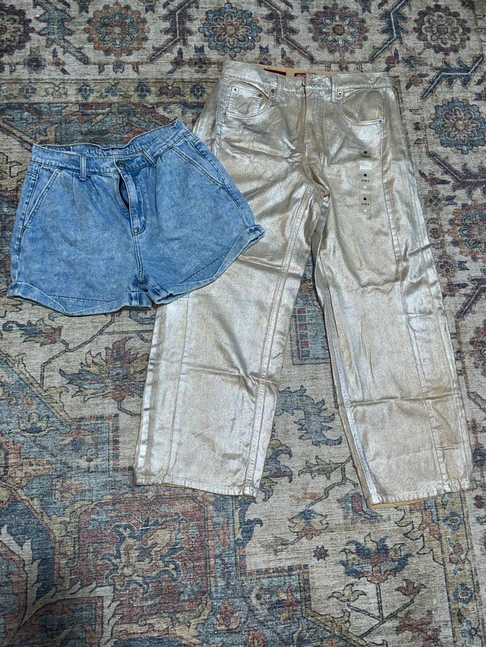 Bundle size 2 American Eagle shorts New Lucky brand Jeans